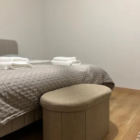 Spacious And Modern Loft With Balneo Space Lägenhet *